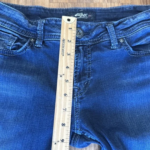 Silver Suki Super Skinny Jeans Women 30 Blue Denim Mid Rise Dark Wash Stretch - Picture 4 of 7